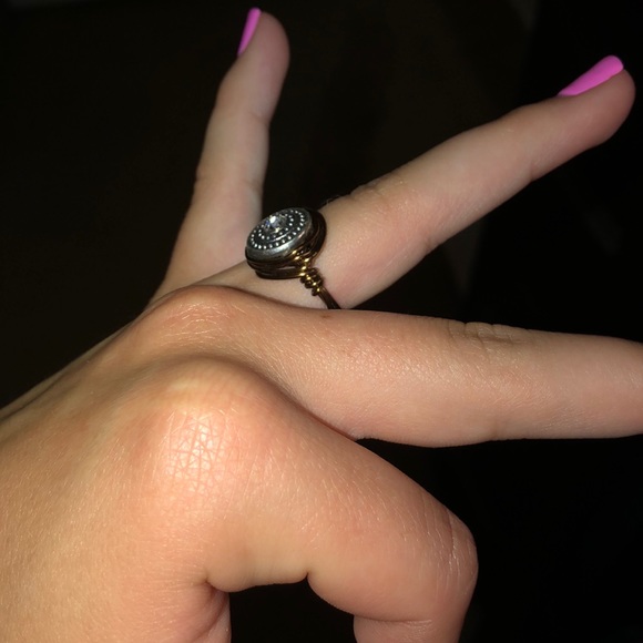 Ring - Picture 2 of 2
